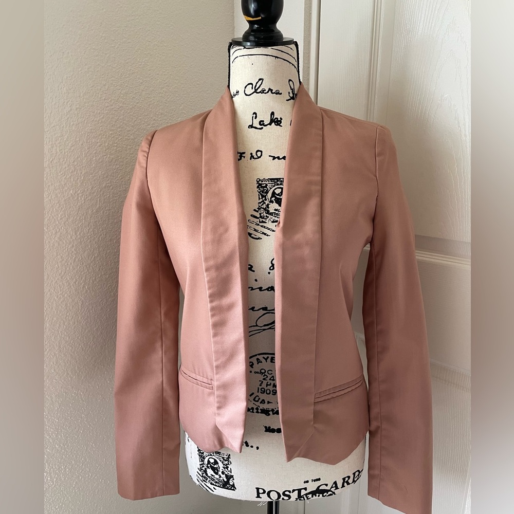 Aryn K light rose colored blazer